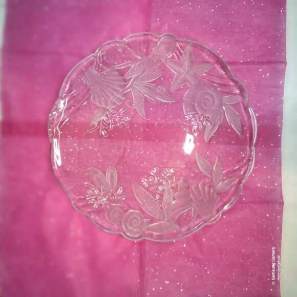 Vintage 15" Scalloped Frosted Etched Crystal Sea Marine Life Serving Platter - Picture 3 of 4